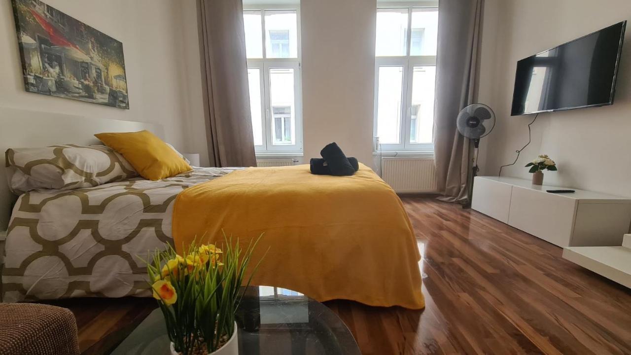 Apartmán Peaceful 1Br Apt. Near Metro Station Langenfeldg. Vídeň Exteriér fotografie