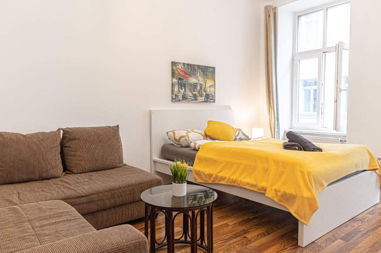 Apartmán Peaceful 1Br Apt. Near Metro Station Langenfeldg. Vídeň Exteriér fotografie